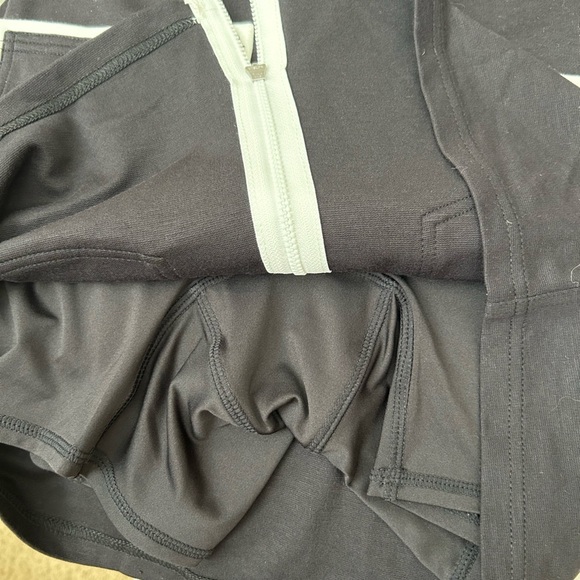 NWT Belyn Key Onyx Pocket Zip Skort - Picture 7 of 8
